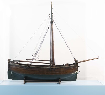 04cbbcb7-5155-44b7-97fa-781265d40b08.jpg; M1161; ;