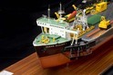 graphics/mmr/M4506_EvS82-33.jpg; M4506; Volmodel van de pijpenlegger 'Ocean Builder 1'; volmodel