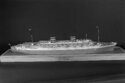 graphics/mmr/coll/M3060-3_KBZW.jpg; M3060; Waterlijnmodel van het s.s. 'Nieuw Amsterdam' (II); waterlijnmodel